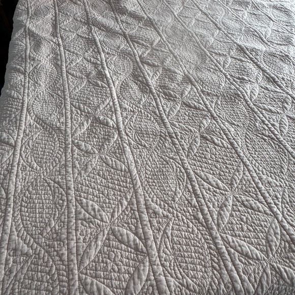 Pottery Barn Light Pink Queen Quilt With Matching Shams - Picture 10 of 10